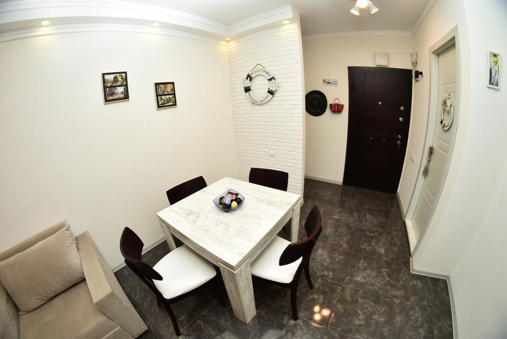 Stars Apartment Batumi Exterior foto